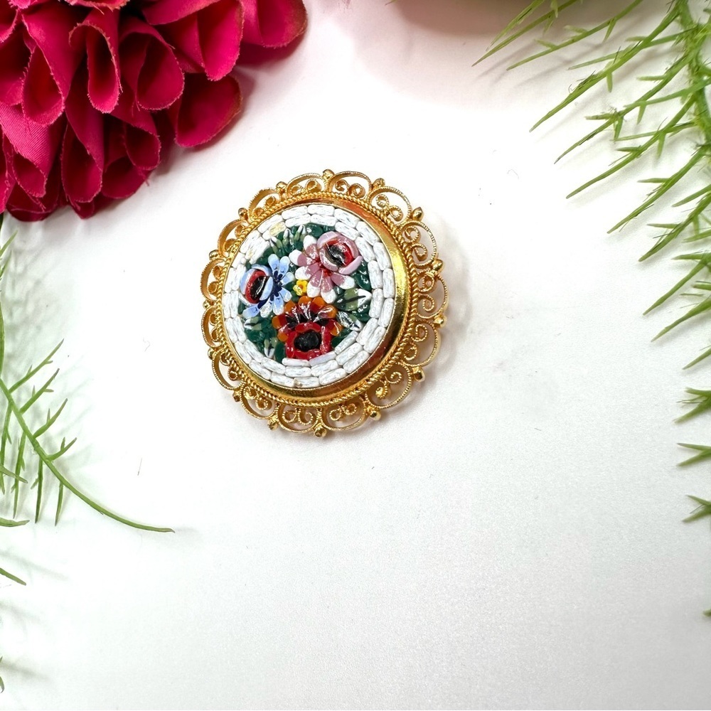 VINTAGE⚜️ITALY Artisan Handmade Micro Mosaic Floral Brooch - Picture 3 of 6